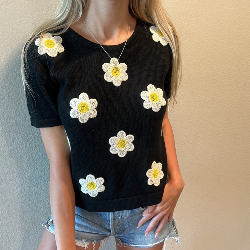 Knitted 90s top, Nasty Gal (tag says Moon), flower top, vintage cardigan